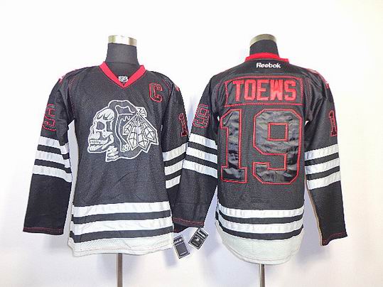 Chicago Blackhawks 19 TOEWS Reebok Black men ice hockey jersey