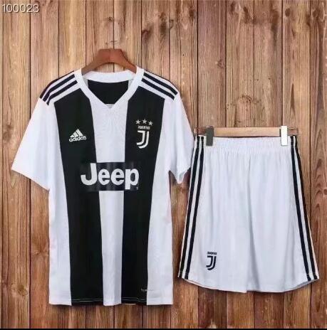 Juventus 18/19 Home Jersey Suits by adidas
